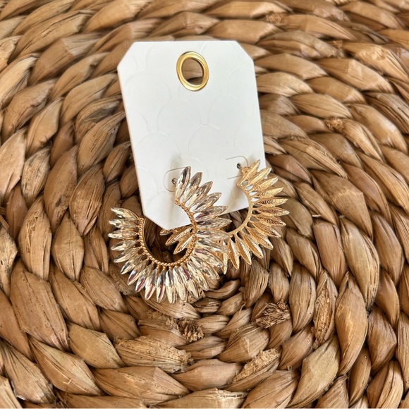 NWT Gold Hoop Earrings with CZ - Picture 6 of 6